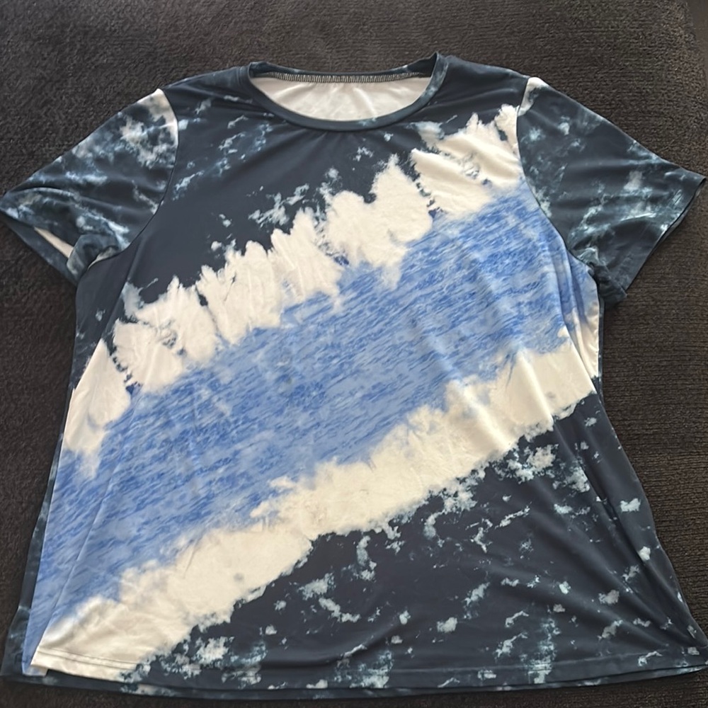 SHEIN Blue and White Tie-Dye T-Shirt